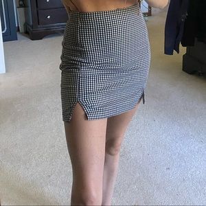 Brandy melville (john galt) black and white skirt